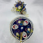 Moti Rekha Poshak With Mukut For Laddu Gopal