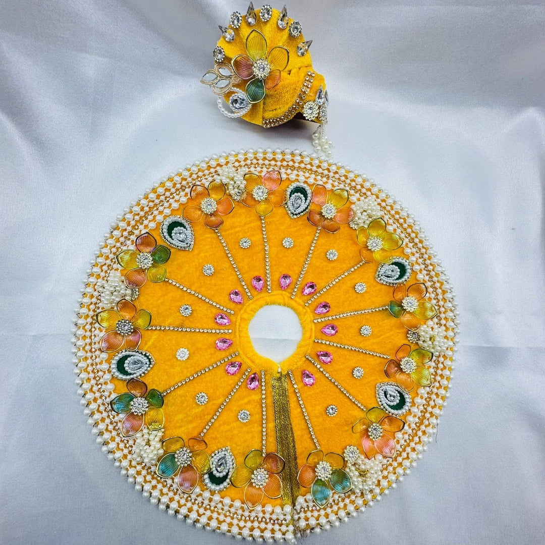 Moti Rekha Poshak With Mukut For Laddu Gopal