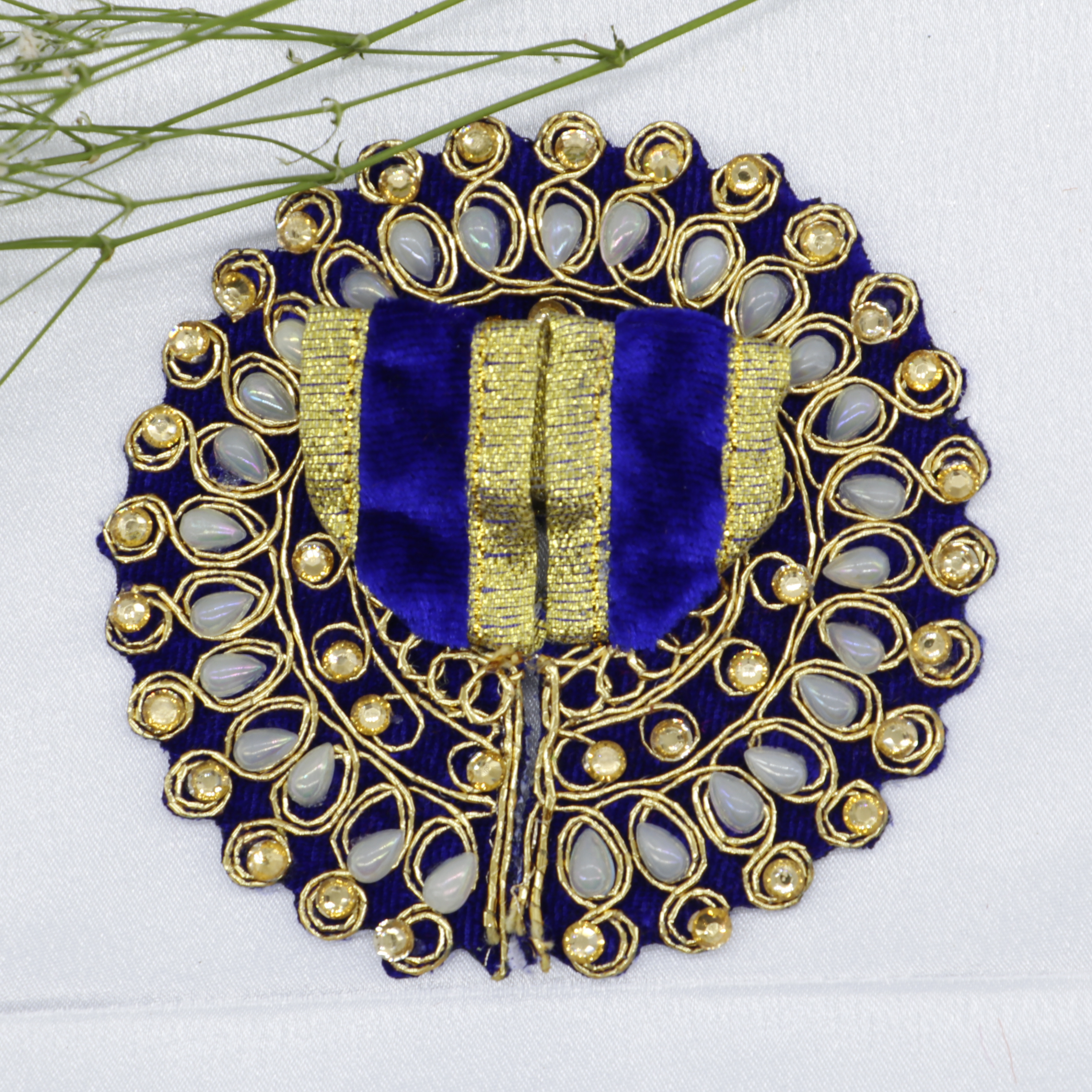 Jhalar Chakra Diamond Work Laddu Gopal Dress