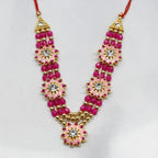 લાડુ ગોપાલ માટે પુષ્પ માલા