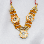 લાડુ ગોપાલ માટે પુષ્પ માલા