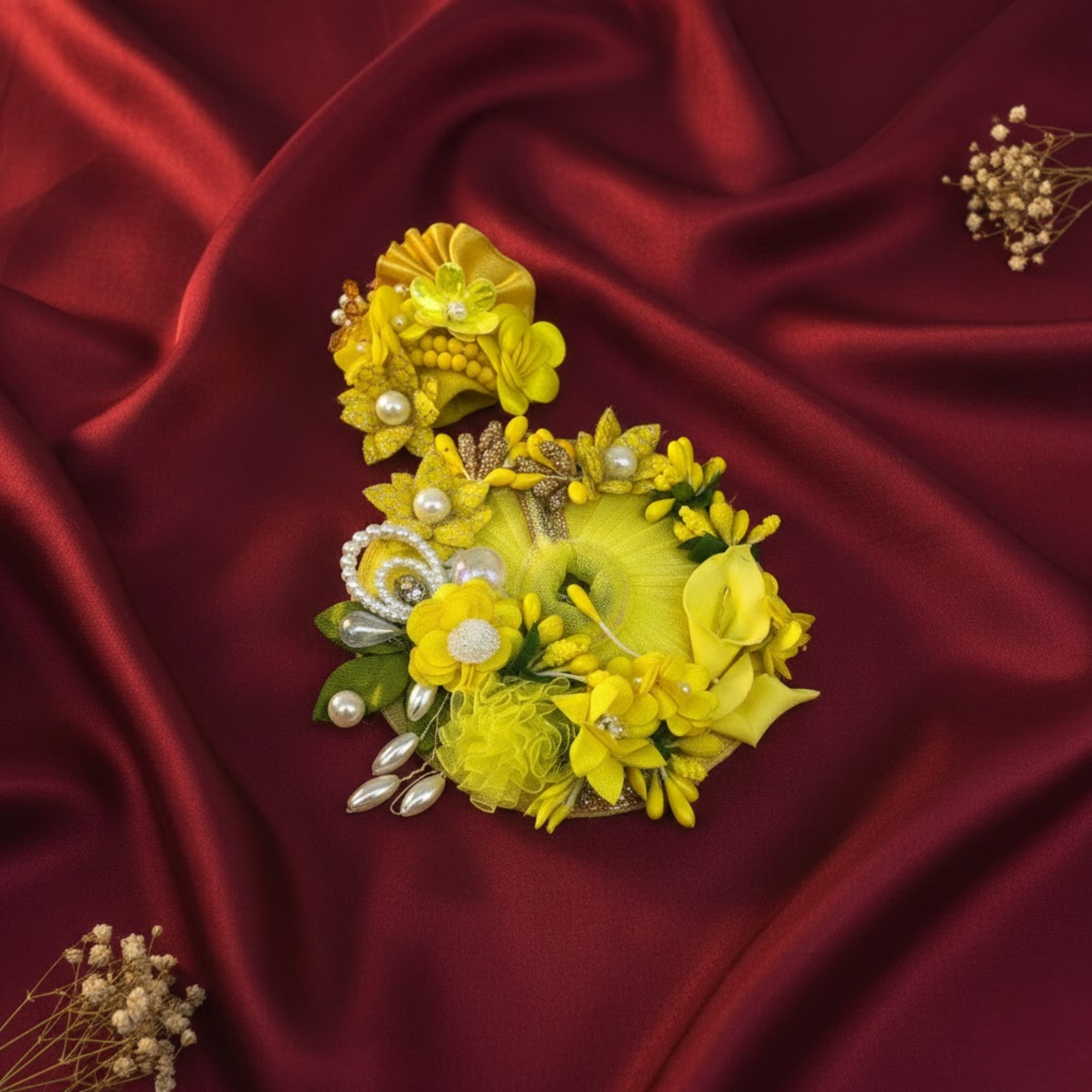 Bhakti Shringar Dress With Mukut For Laddu Gopal