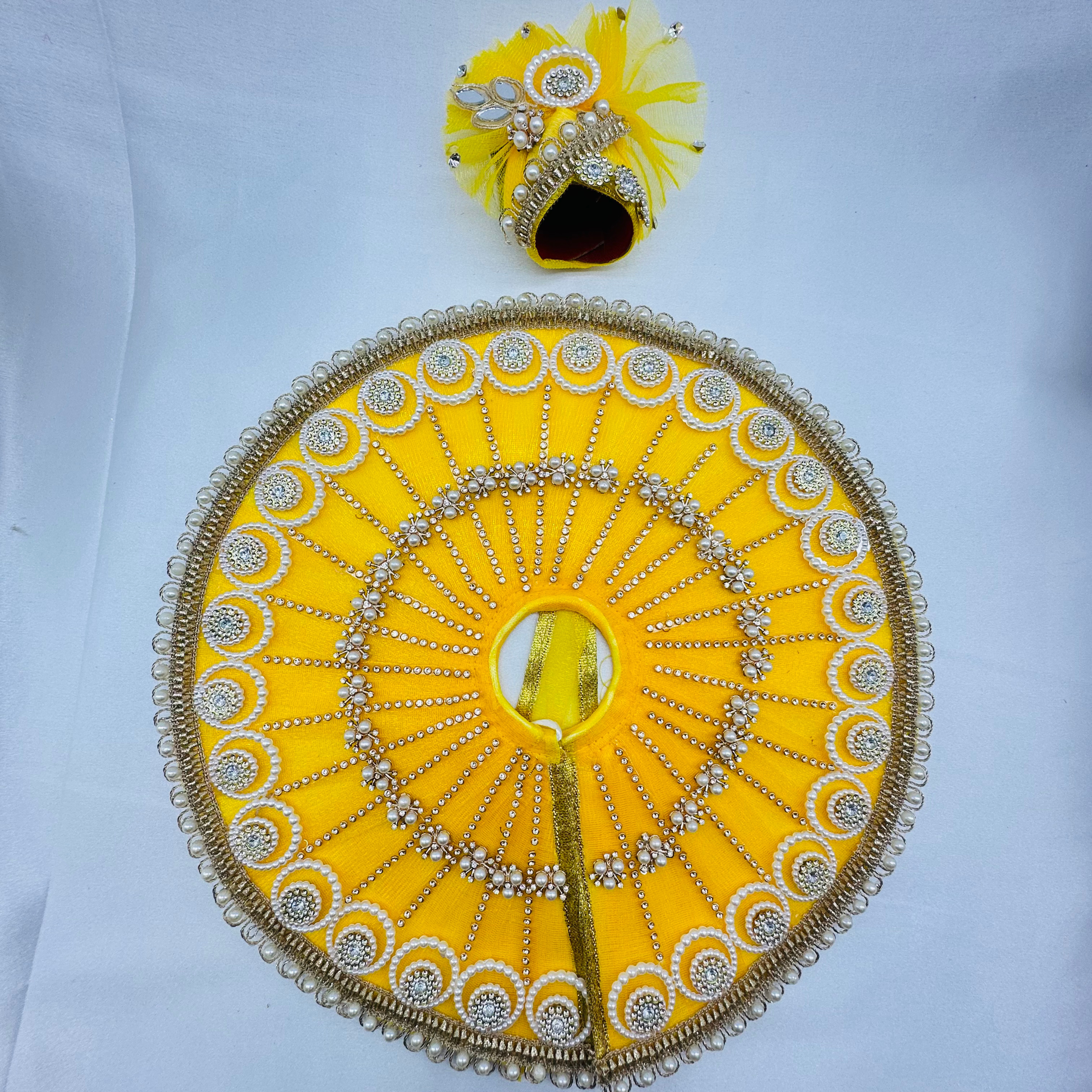 Chandrika Poshak With Mukut For Laddu Gopal