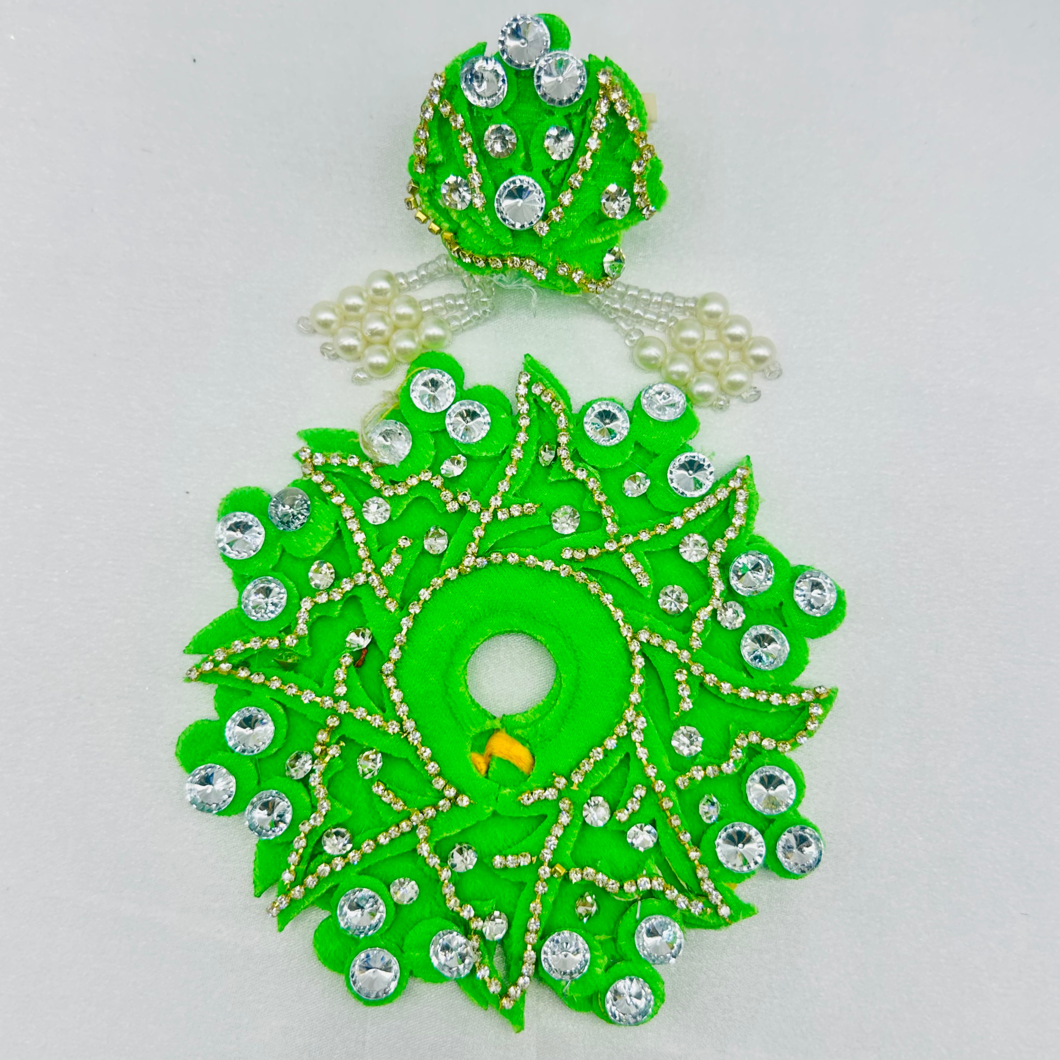 Tejasvi Poshak With Mukut For Laddu Gopal