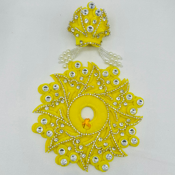 Tejasvi Poshak With Mukut For Laddu Gopal