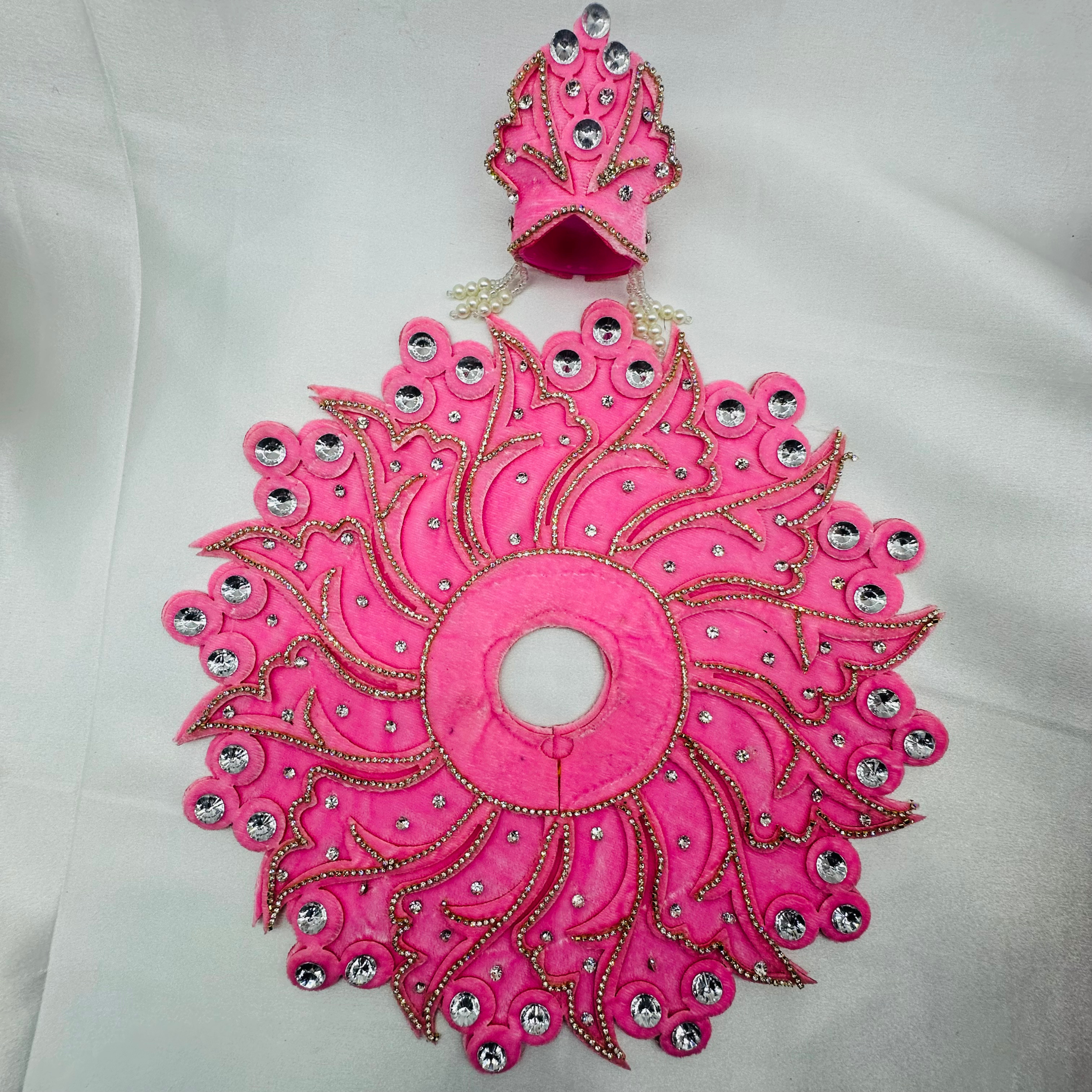 Tejasvi Poshak With Mukut For Laddu Gopal