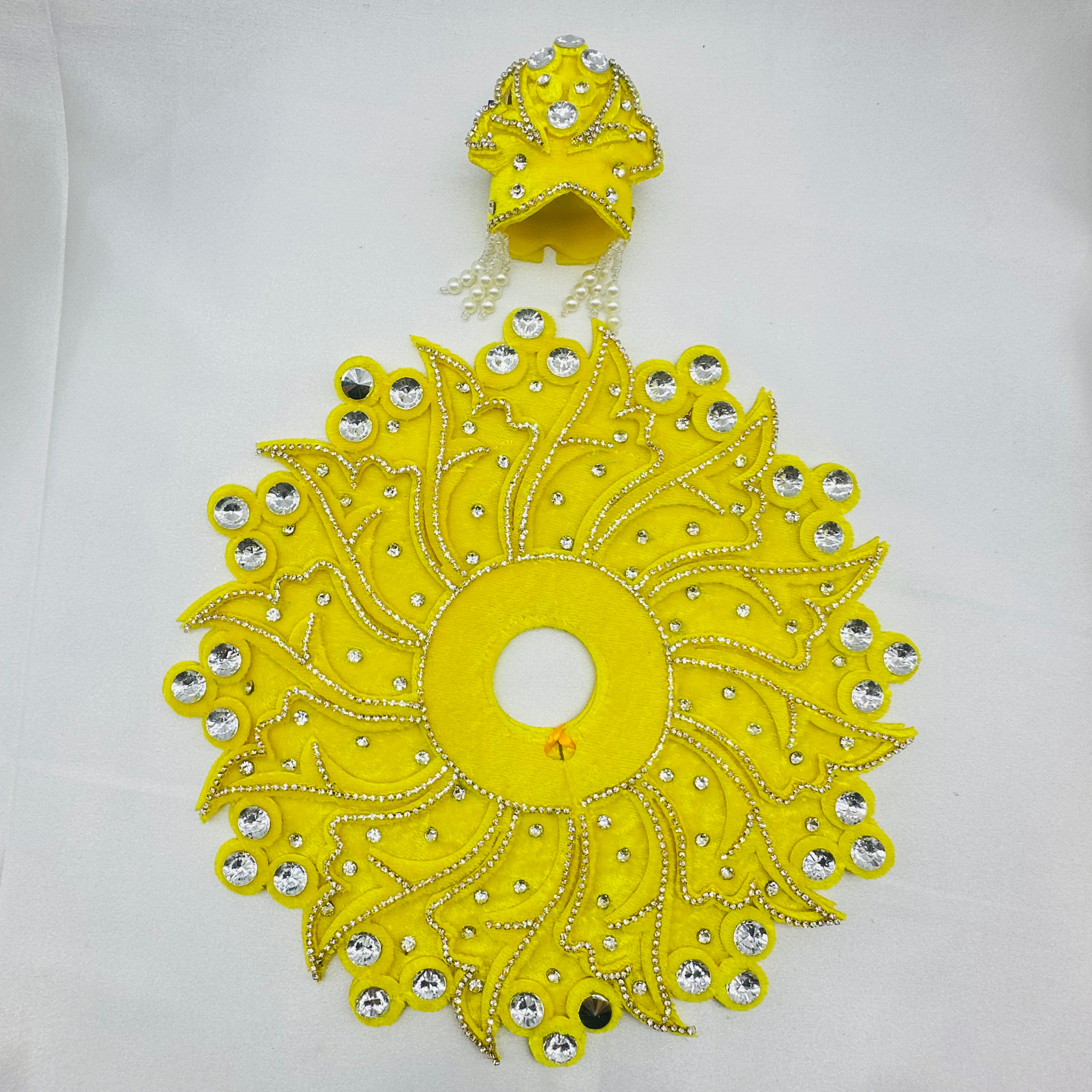 Tejasvi Poshak With Mukut For Laddu Gopal