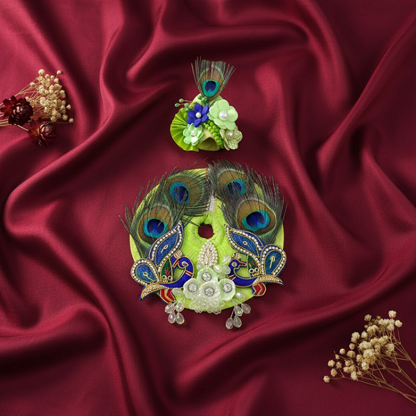 Vraj Shringar Dress With Mukut For Laddu Gopal