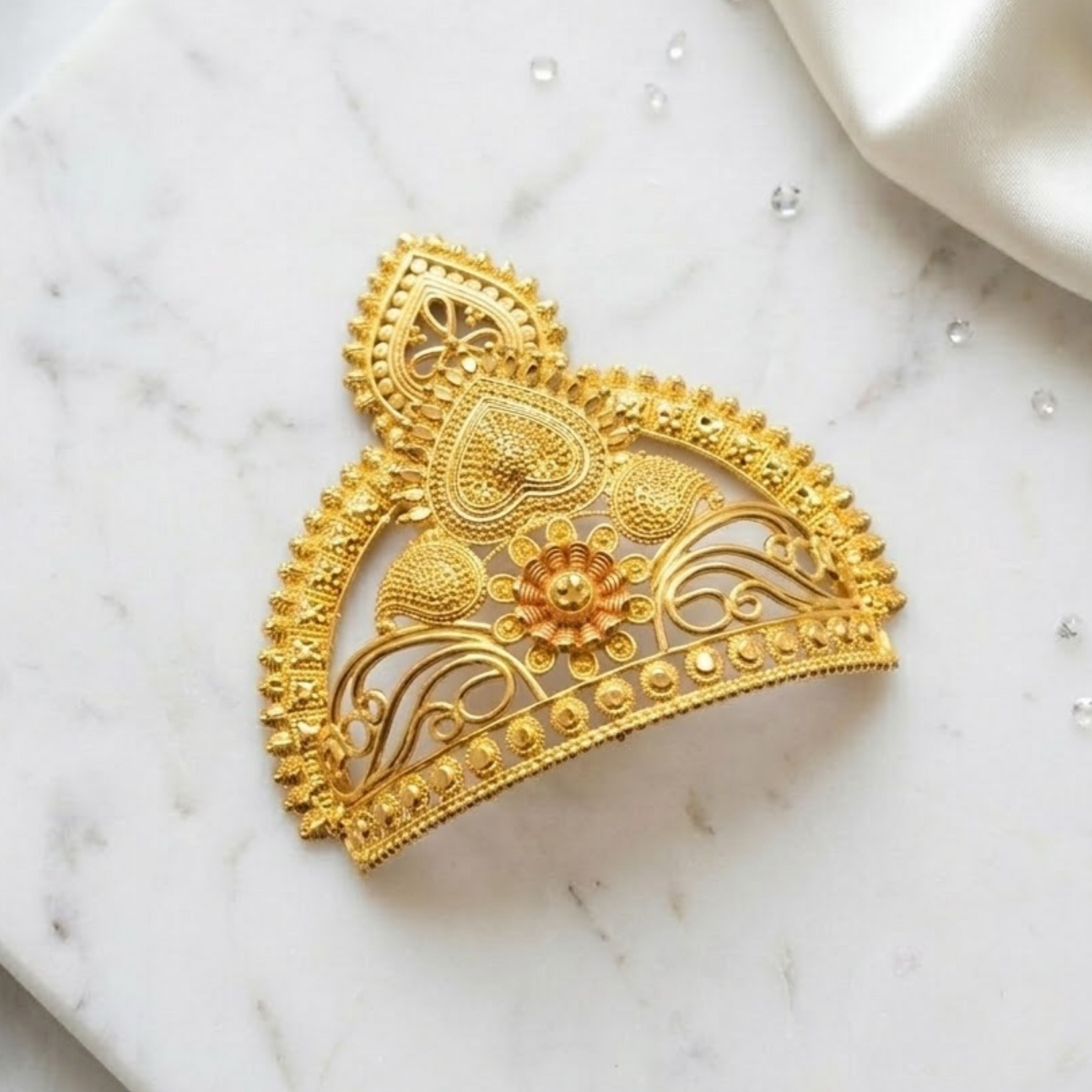 Karuna Mukut For Laddu Gopal