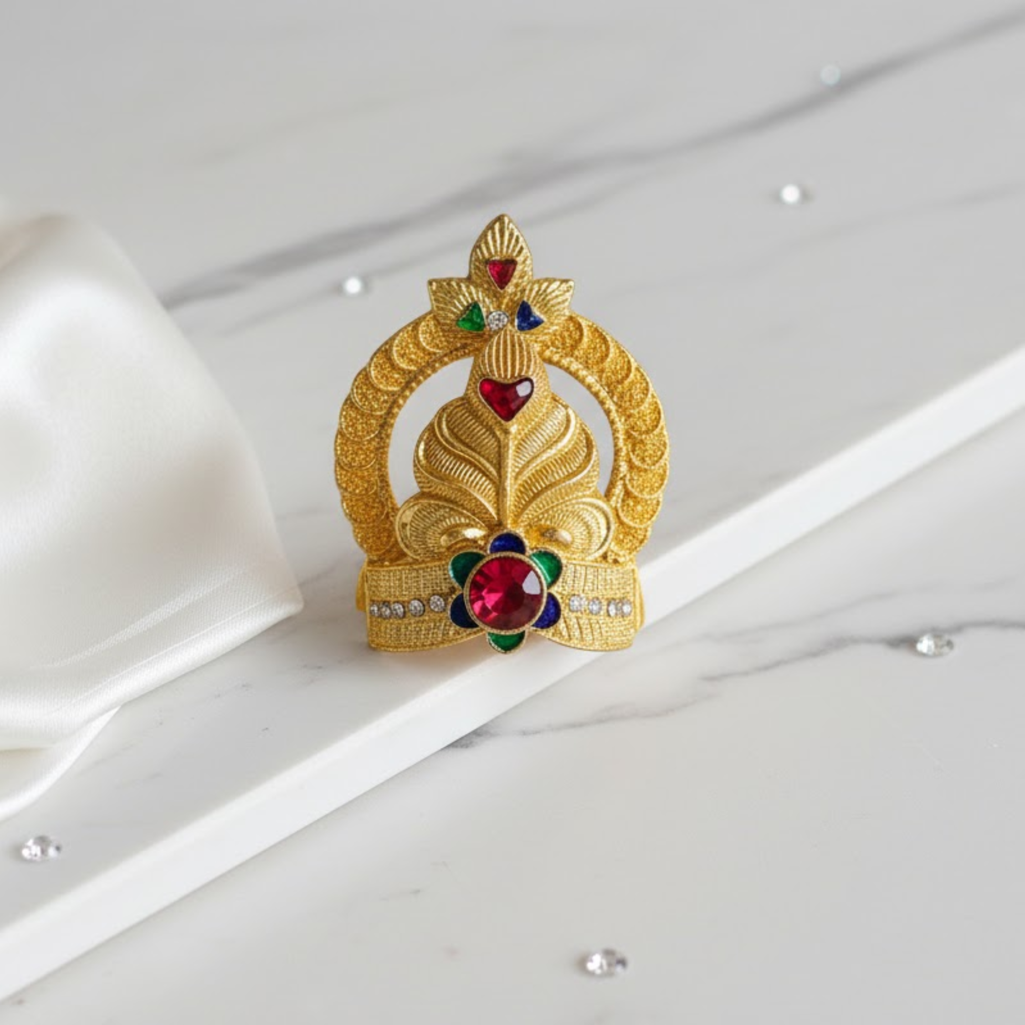 Mohan Mukut For Laddu Gopal